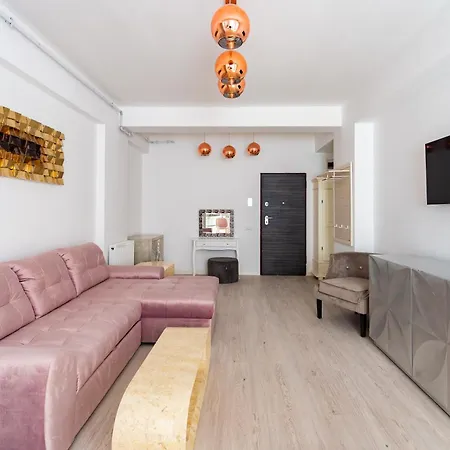 By Rs 2 Apartament