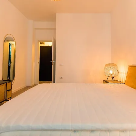 Apartament By Rs 2 Năvodari