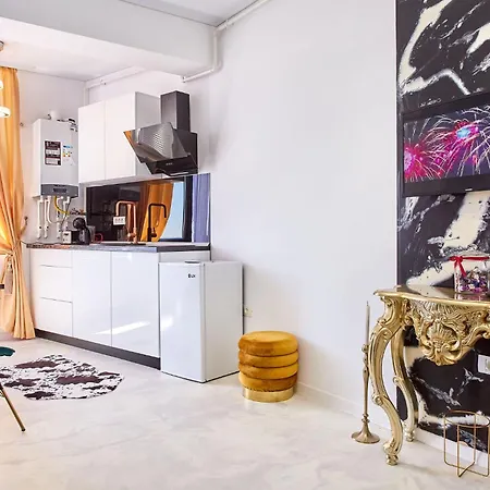 Apartament By Rs 2